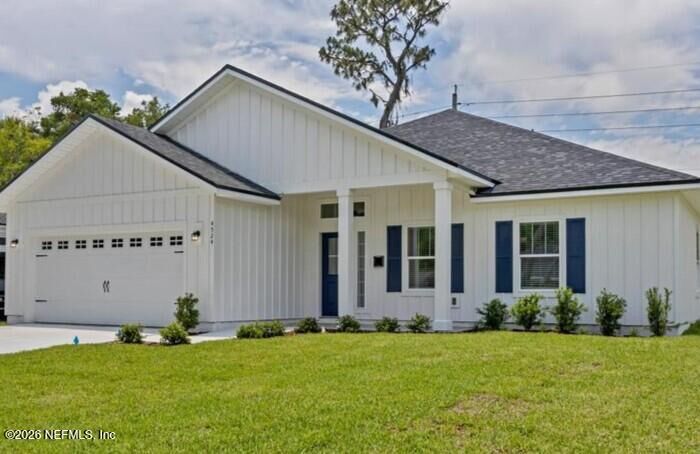 Property Photo: 4524 Pinewood Avenue FL 32207