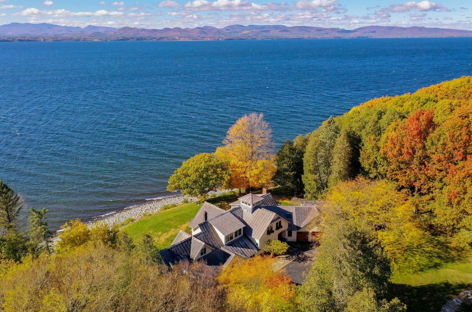 Property Photo:  775 Hills Point Road  VT 05445 