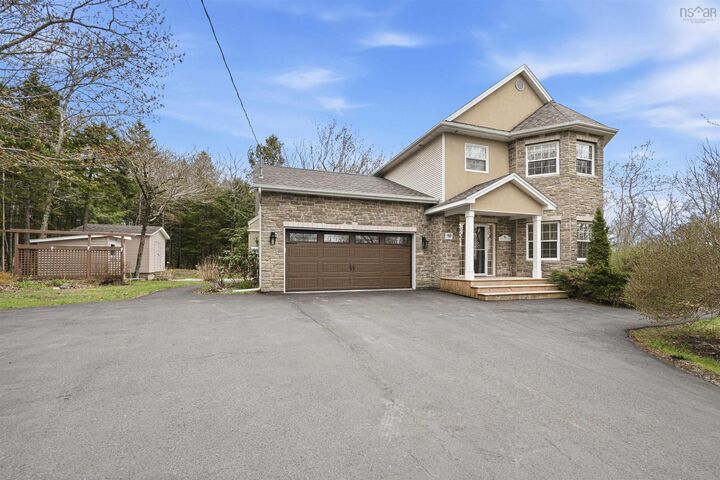 Property Photo: 90 Lincolnshire Drive NS B2T 1P7