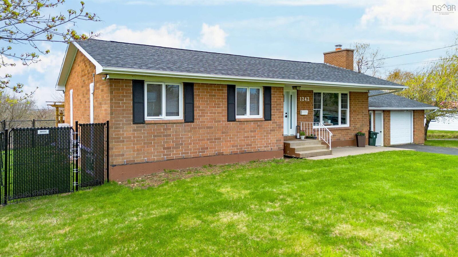 Property Photo: 1242 George Street NS B1P 1N2