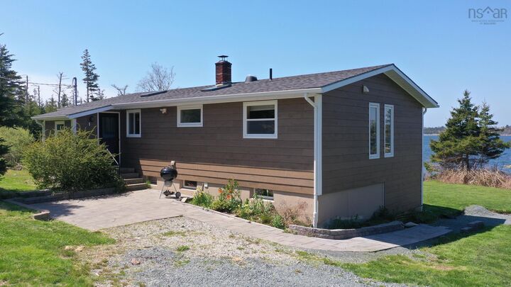 Property Photo: 572 Rockland Road NS B0T 1V0