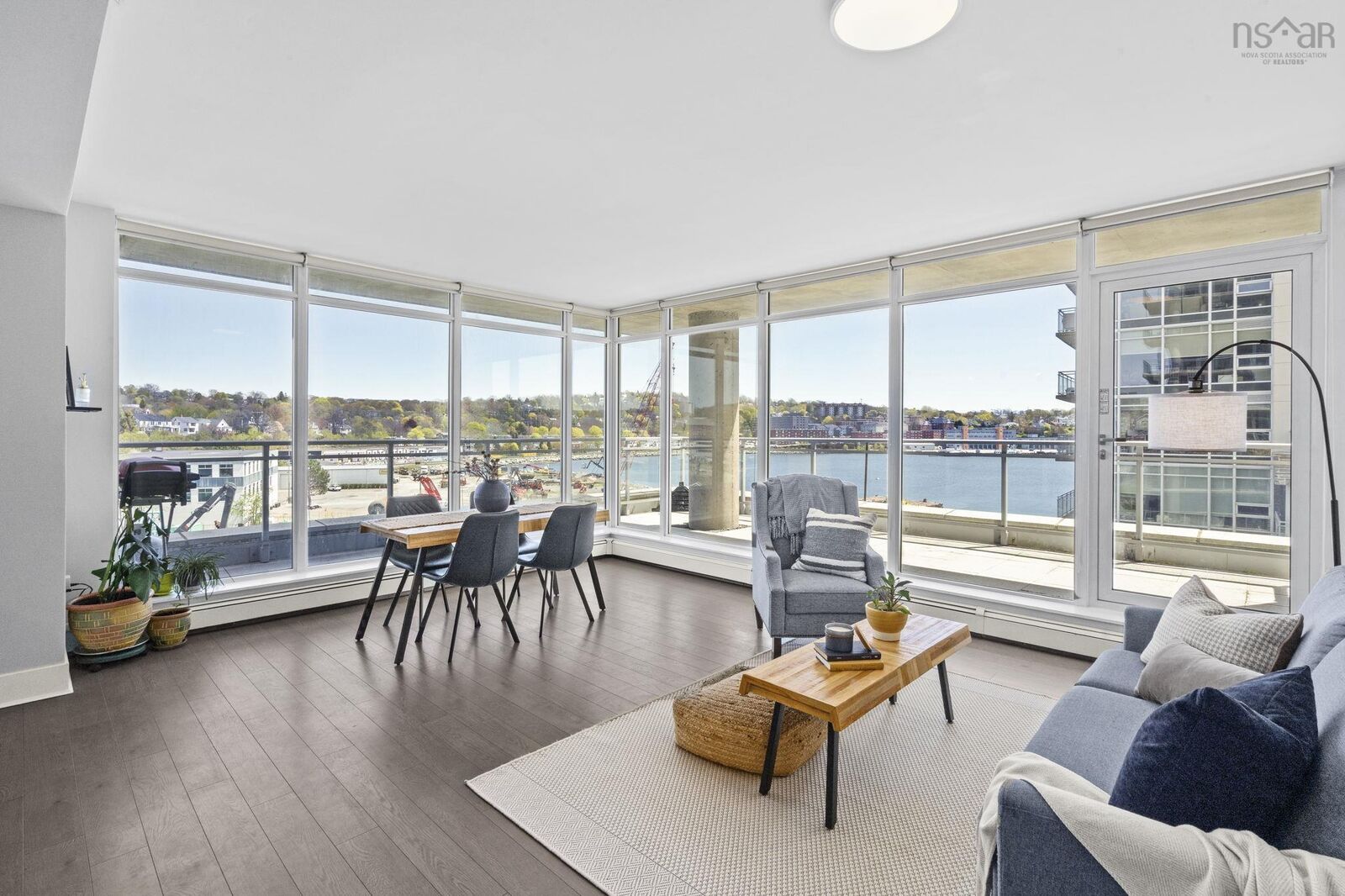 Photo de la propriété: 402 15 Kings Wharf Place NS B2Y 0C2