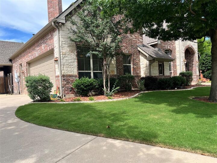 Property Photo:  5913 Lavon Drive  TX 75028 