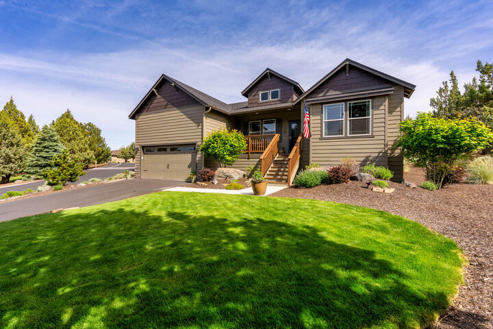 Property Photo:  748 Widgeon Road  OR 97756 