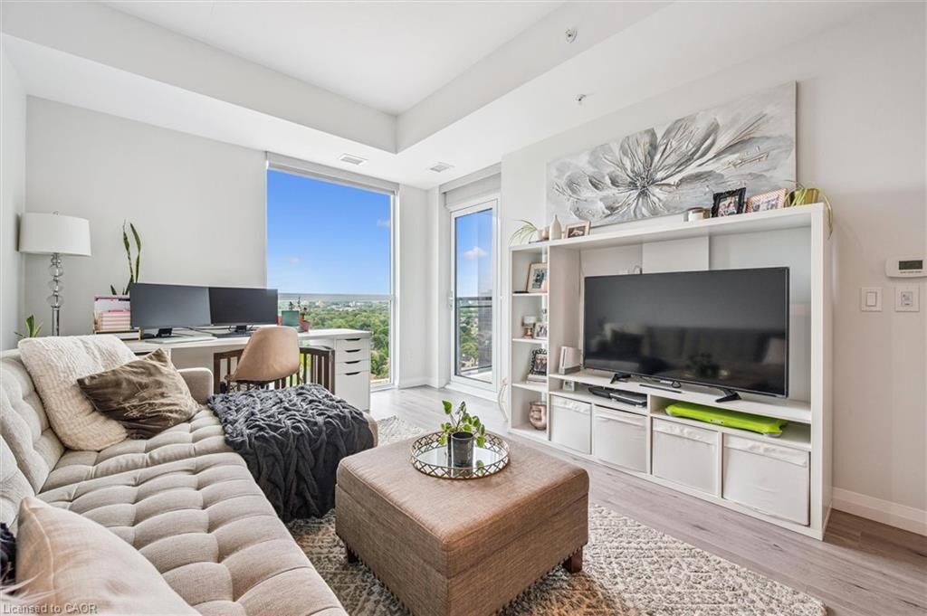 Property Photo: 60 Charles Street 1407 ON N2G 0C9
