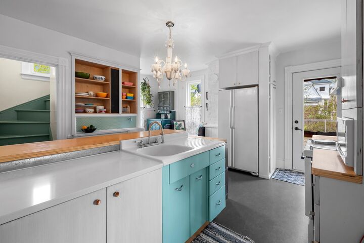 Property Photo:  215 Fitzroy Street  PE C1N 1H6 