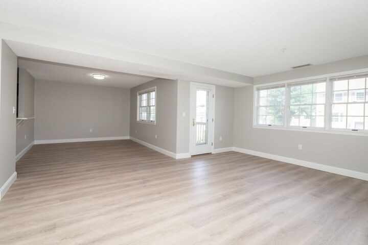 Property Photo:  10 Weatherly Drive 3  MA 01970 