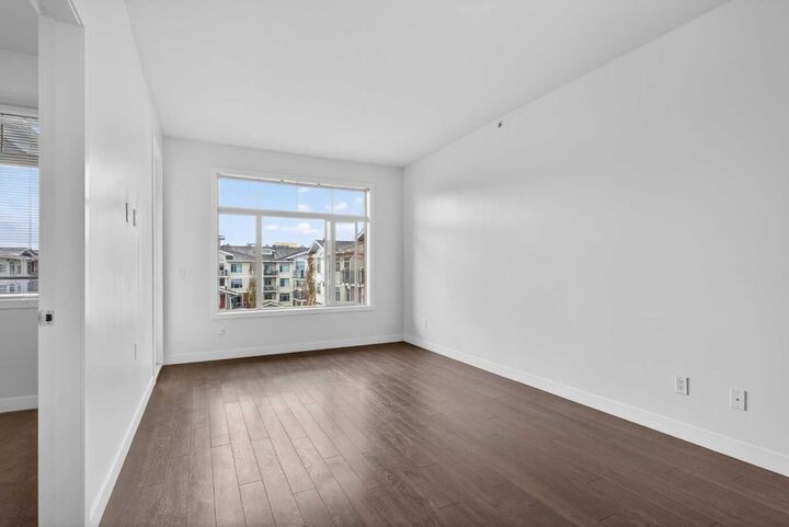 Property Photo:  10 Auburn Bay Link SE 402  AB T3M 1Y8 