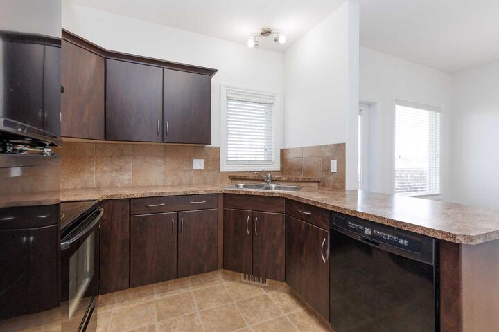 Property Photo: 73 Piper Close AB T4M 0G5