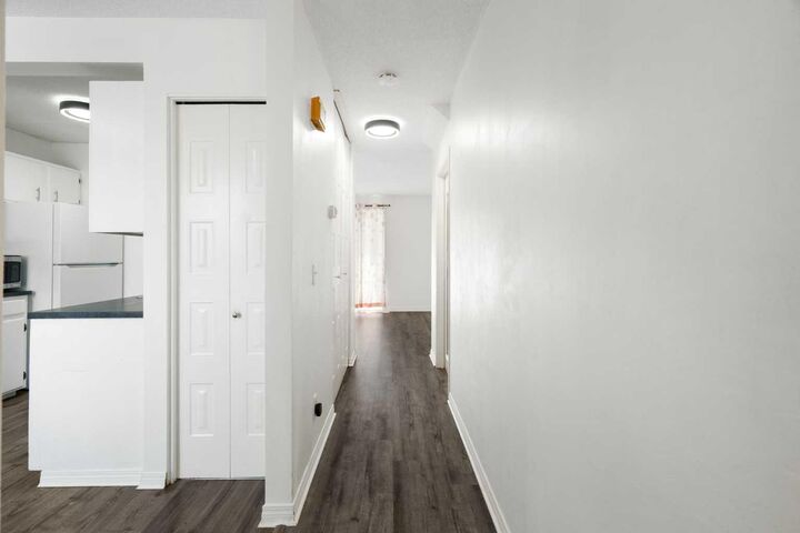 Property Photo: 500 Allen Street SE 516 AB T4B 1J5