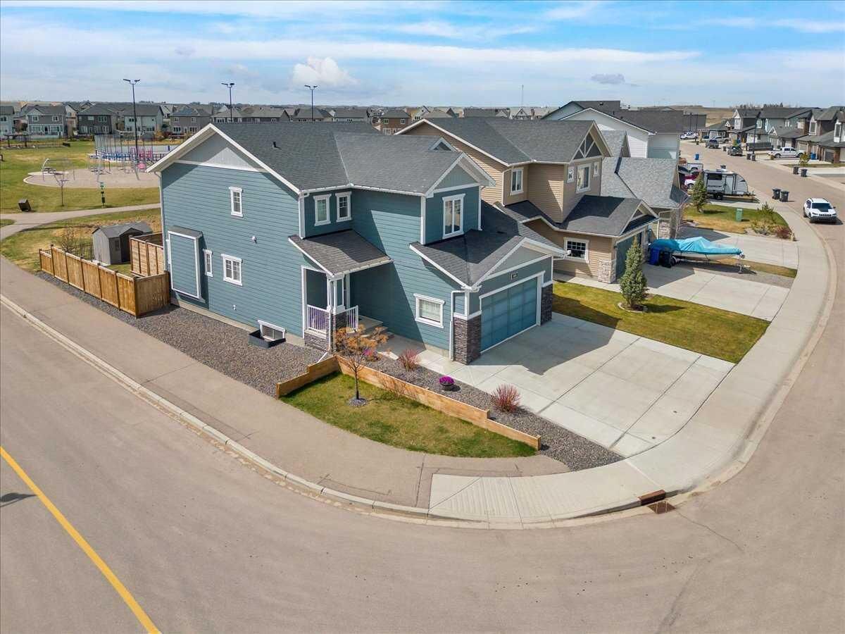Property Photo:  133 Amery Crescent  AB T0M 0S0 