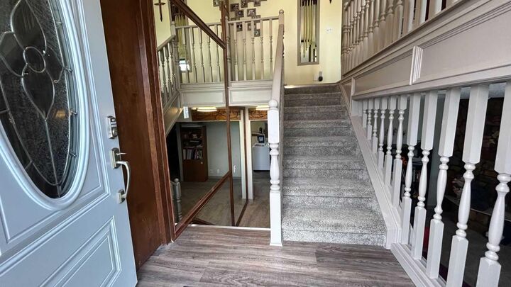 Property Photo:  911 12 Street SE  AB T1V 1L2 