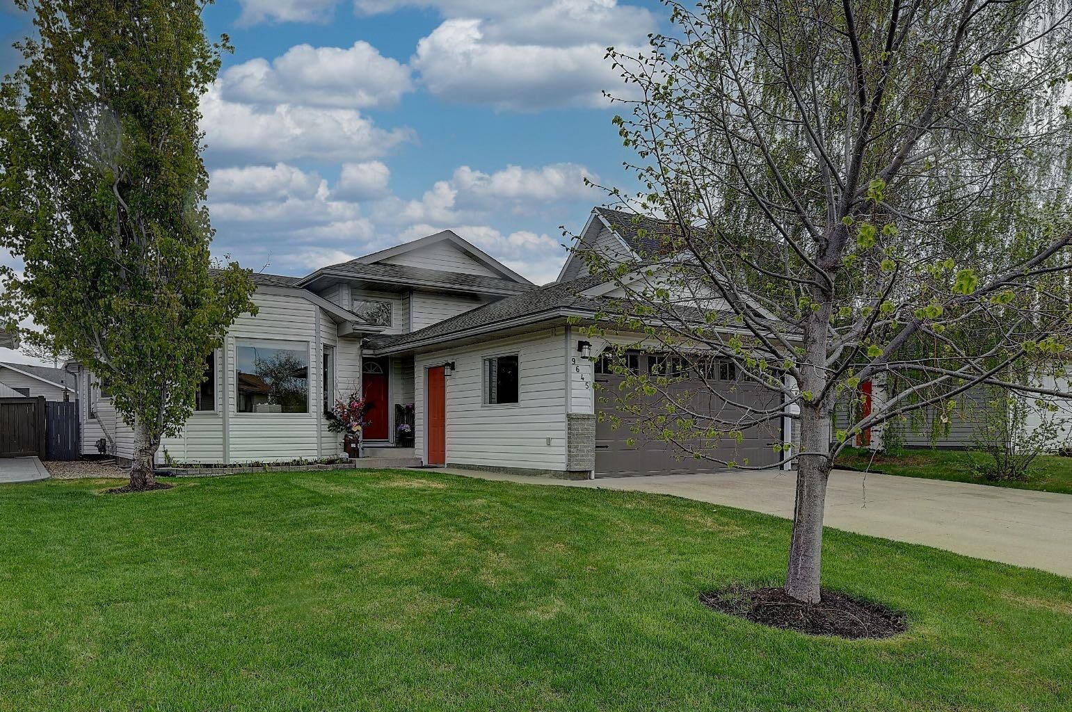 Property Photo: 9645 65 Avenue AB T8W 2B6
