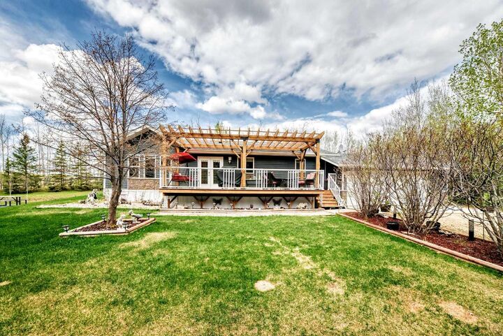 Property Photo:  1 Ridge Drive  AB T0C 2J0 