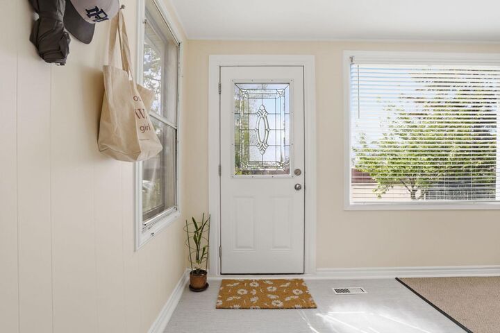 Property Photo: 2912 17 Street SE AB T2G 3W3