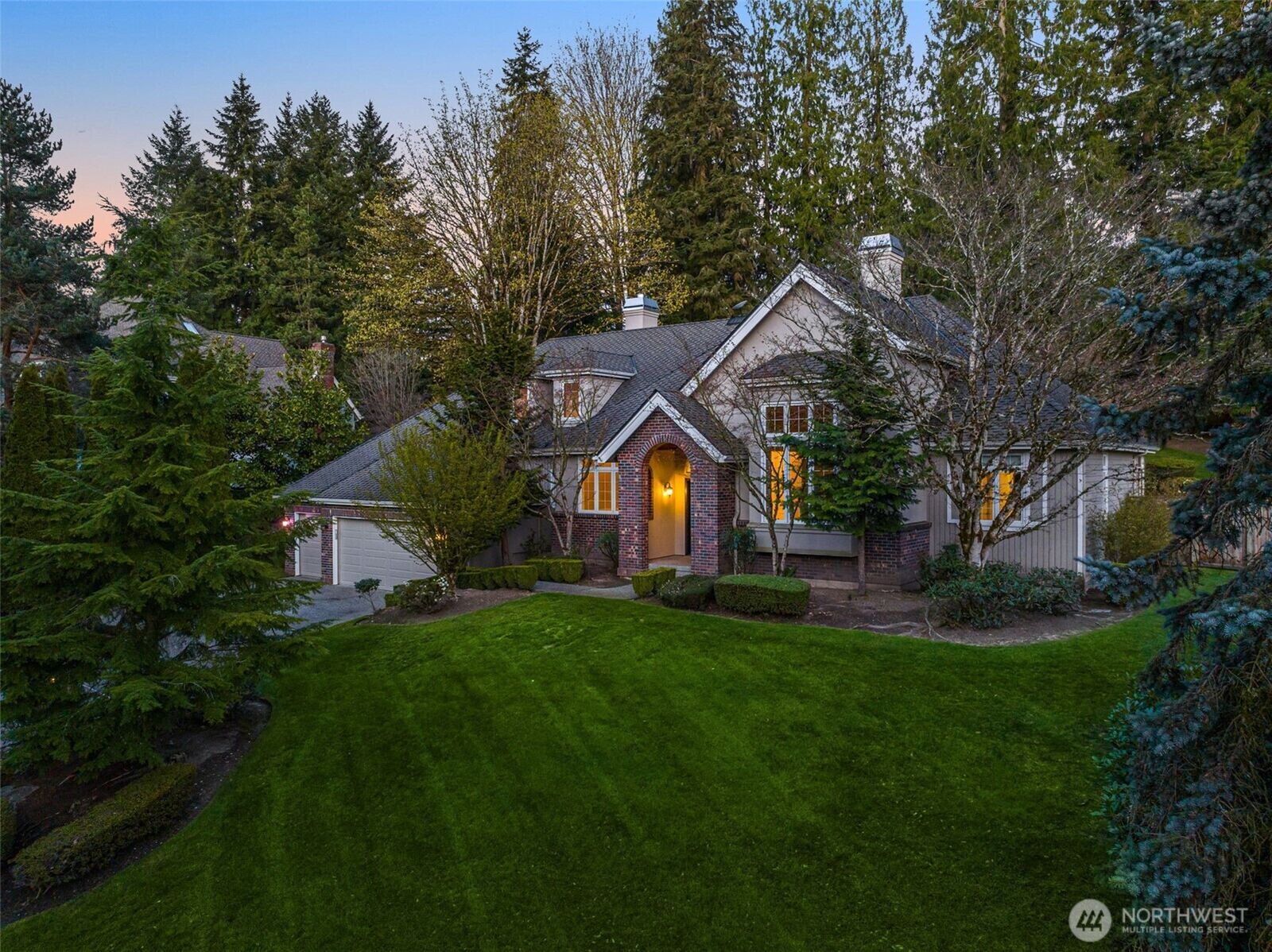 Property Photo:  19619 NE 129th Way  WA 98077 
