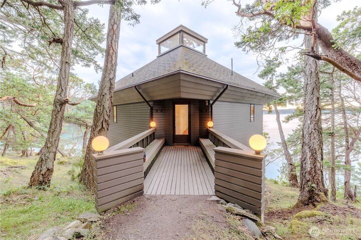 Property Photo: 311 East Cove Road WA 98221