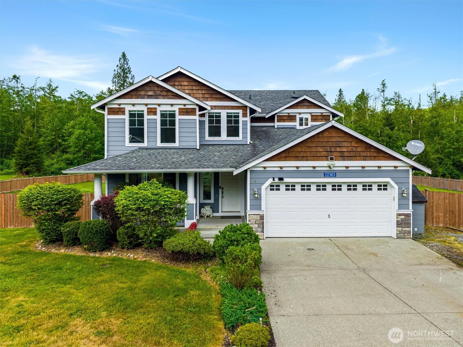 Property Photo:  22363  Summerleaf Lane  WA 98284 