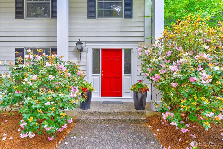 Property Photo: 3315 129th Avenue NE WA 98005