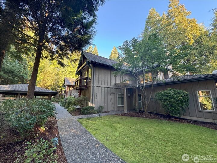 Property Photo:  5438  Snow Goose Lane 106  WA 98230 