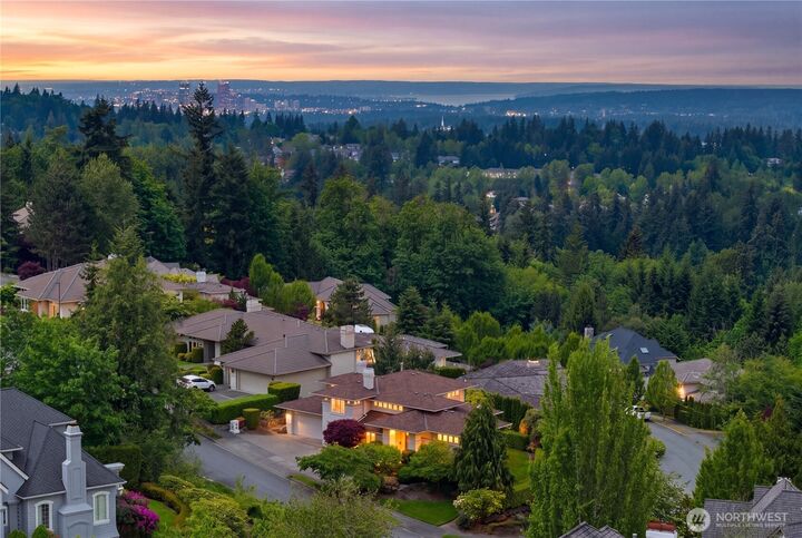 Property Photo:  17288 SE 57th Place  WA 98006 