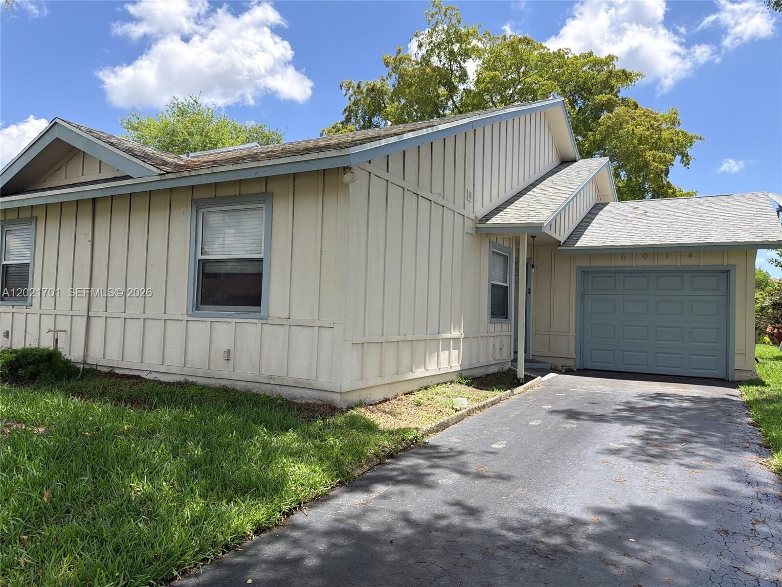 Property Photo: 6014 NW 78th Way FL 33321
