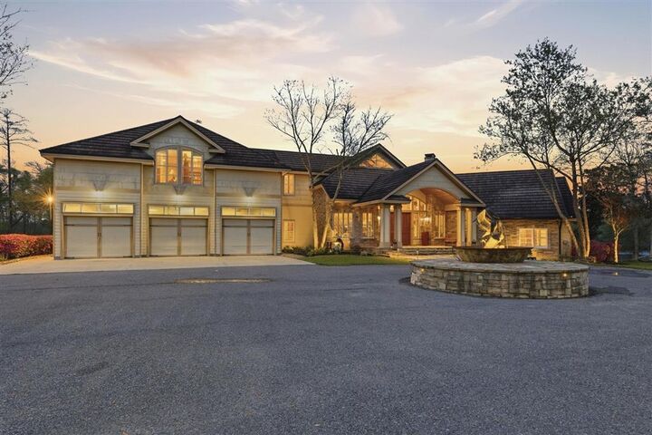 Property Photo: 1046 Hollis Road LA 70669
