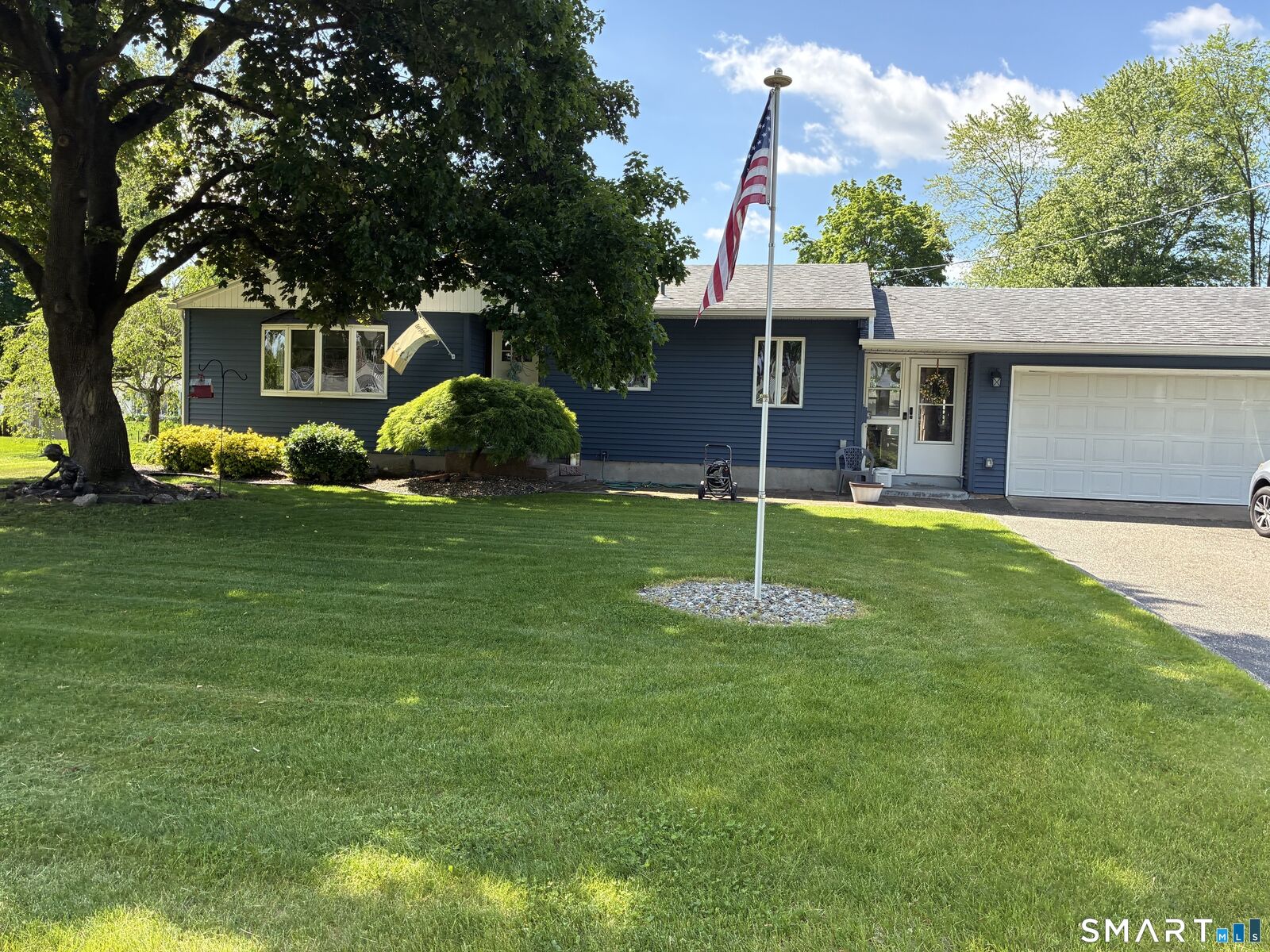 Property Photo:  433 Reed Avenue  CT 06096 