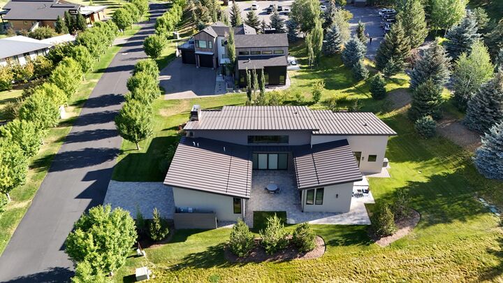Property Photo:  27 Streamside Dr  ID 83333 