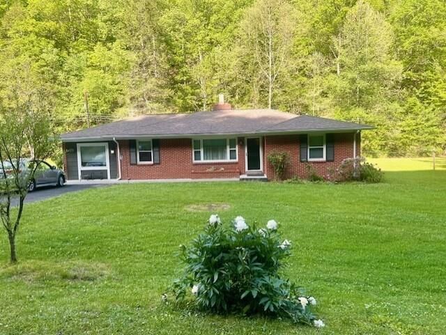 Property Photo:  439 Laurel Road  VA 24609 