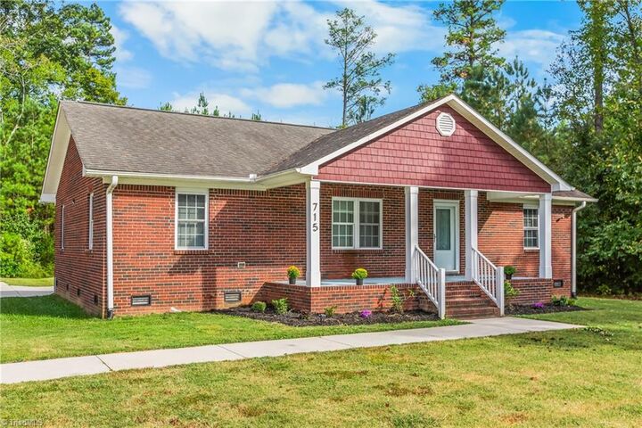 Property Photo:  715 Archdale Drive  NC 27292 