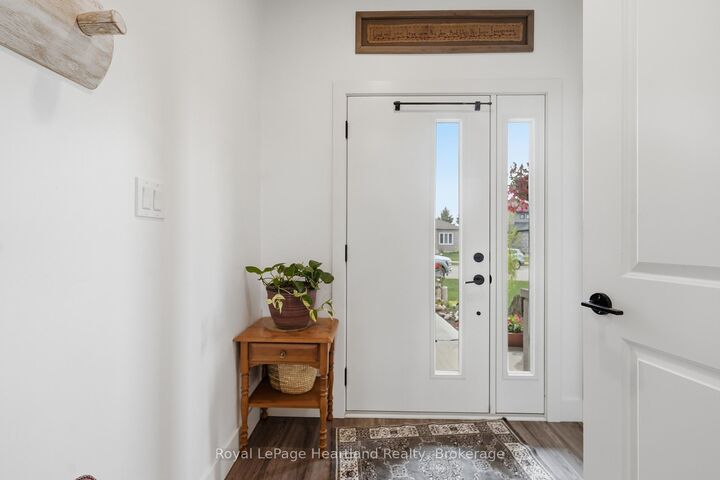Property Photo: 59 Briarhill Road ON N0K 1W0