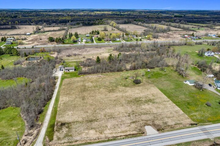 Property Photo: 716 Christie Lake Road ON K7H 3C6