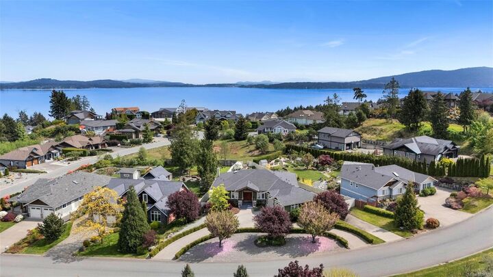 Property Photo:  2348 Coopers Hawk Rise  BC V8H 1H7 