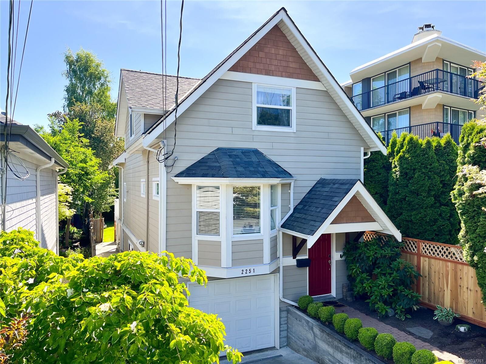 Property Photo:  2251 Eastdowne Rd  BC V8R 5P5 