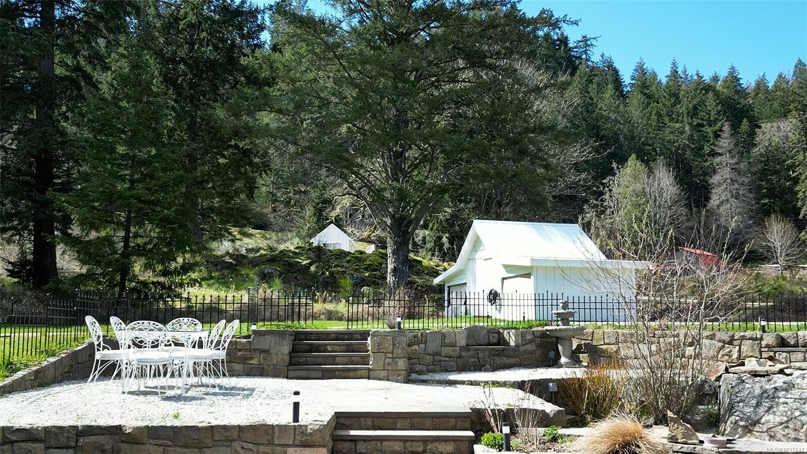 Property Photo: 1502 Fulford-Ganges Rd BC V8K 2A2