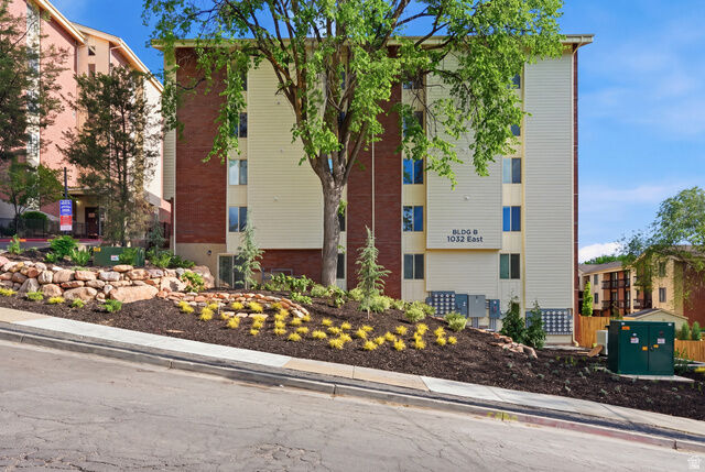 Property Photo: 1032 E 400 S 602B UT 84102