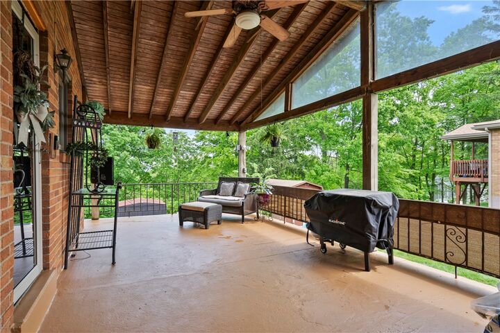 Property Photo:  120 Firwood Dr  PA 15017 