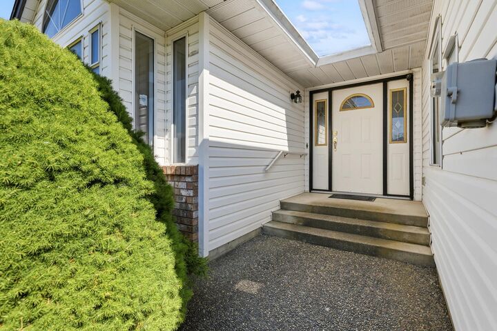 Property Photo: 7660 Sapphire Drive BC V2R 3A7