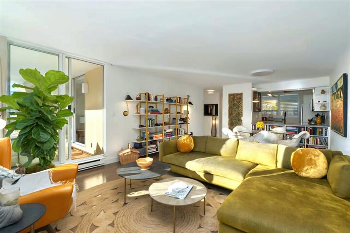 Property Photo:  1406 Harwood Street 302  BC V6G 1X5 