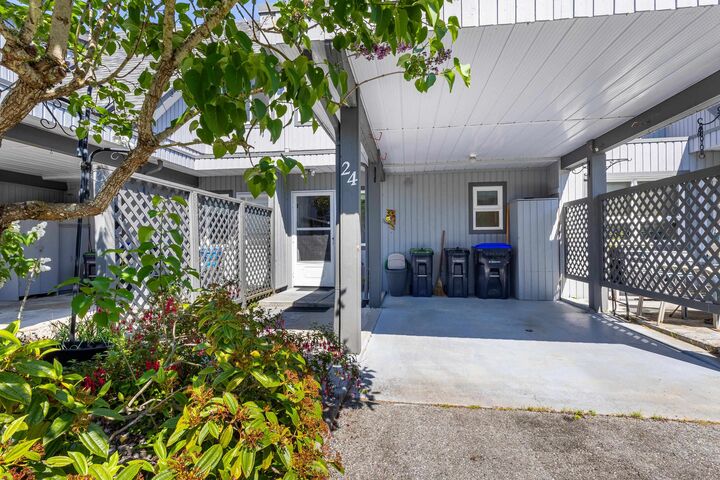 Property Photo:  5761 Wharf Avenue 24  BC V7Z 0J4 