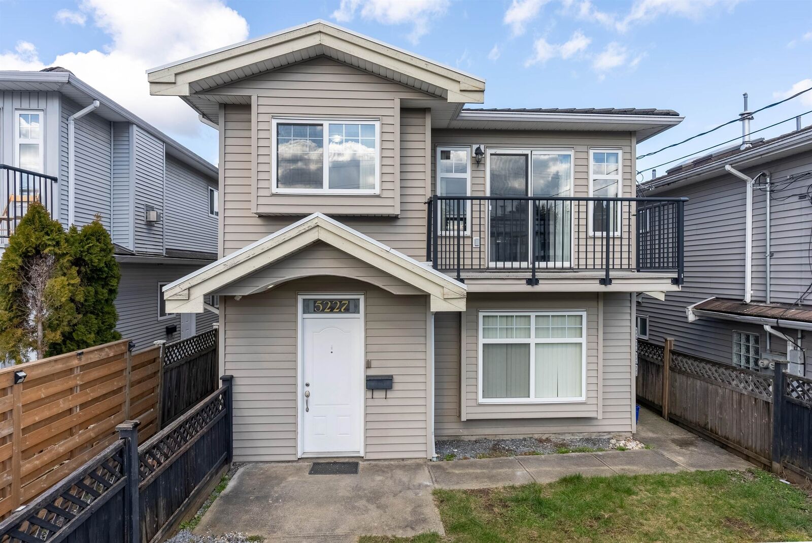Property Photo:  5227 Norfolk Street Lower  BC V5G 1G3 