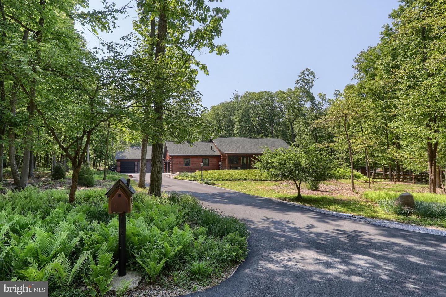 Property Photo: 1005 Tulip Tree Drive PA 17042
