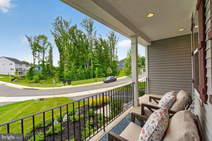 Property Photo:  6213 McConnell Lane  VA 22152 