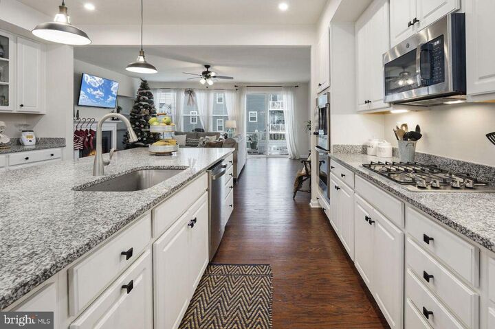 Property Photo:  13044 Jessica Grove Place  VA 22192 
