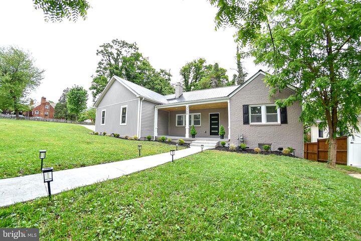 Property Photo: 3704 Suitland Road SE DC 20020