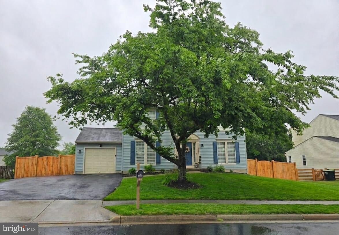 Property Photo: 20646 Breeders Run Court VA 20147