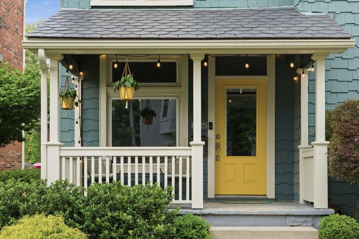Property Photo:  1025 Highland Street  OH 43201 