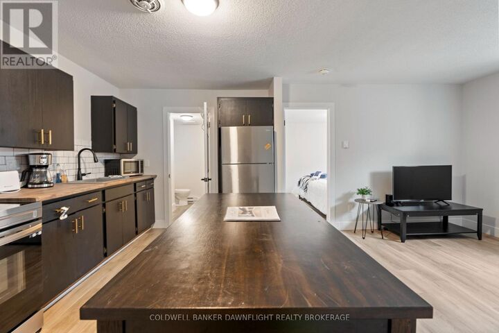 Property Photo:  383 Main Street South 4  ON N0M 1S6 