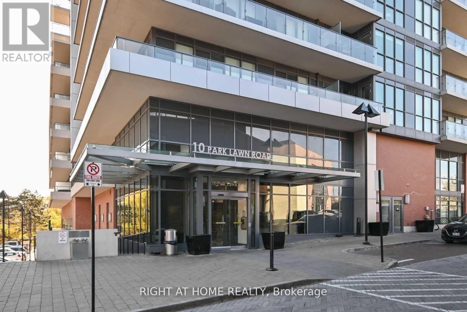Property Photo: 10 Park Lawn Road 314 ON M8V 0H9